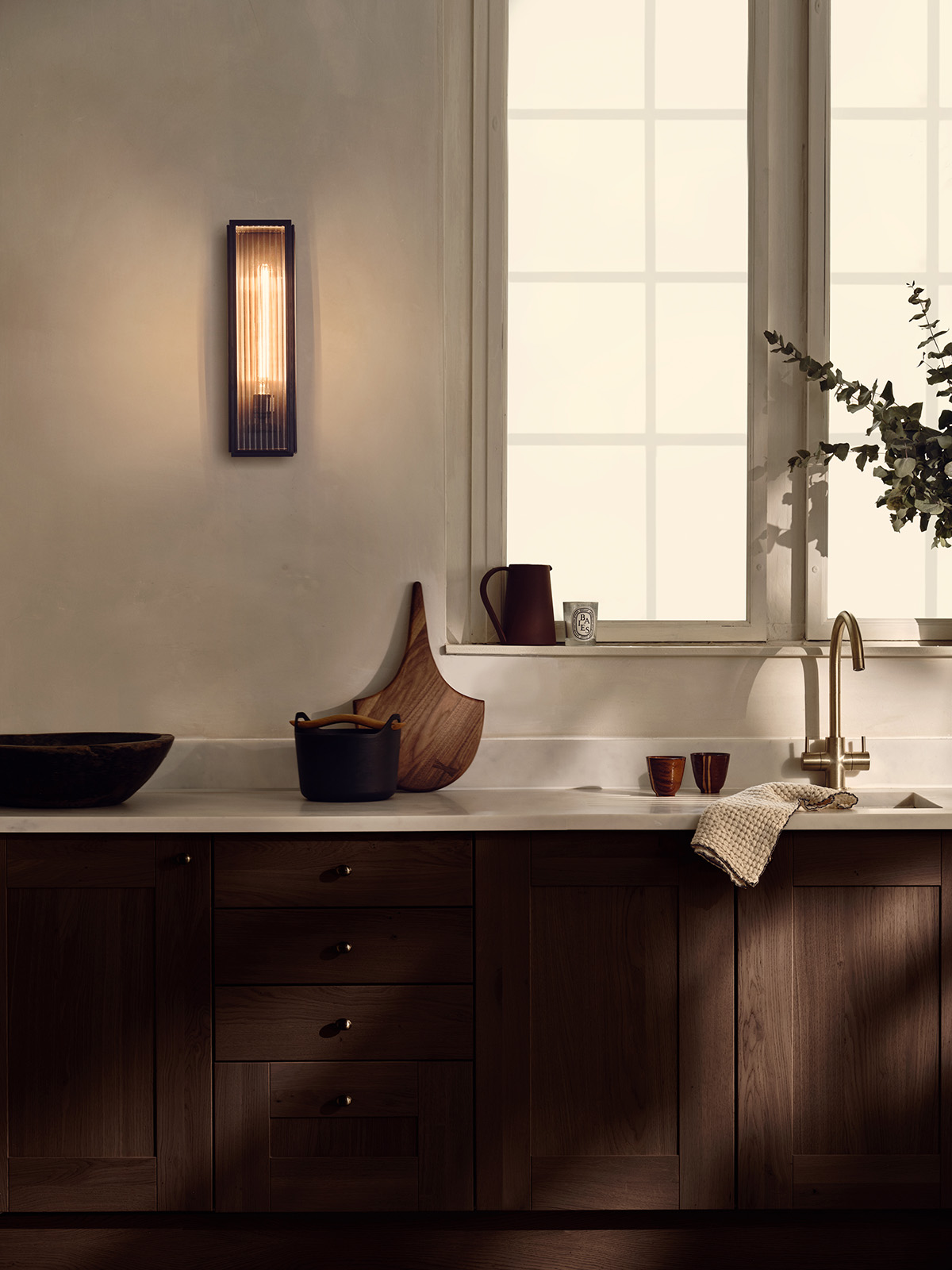 00NEW2023.04_Ash-Wall-Large-2-ON-Ben-Anders-x-Laura-Fulmine