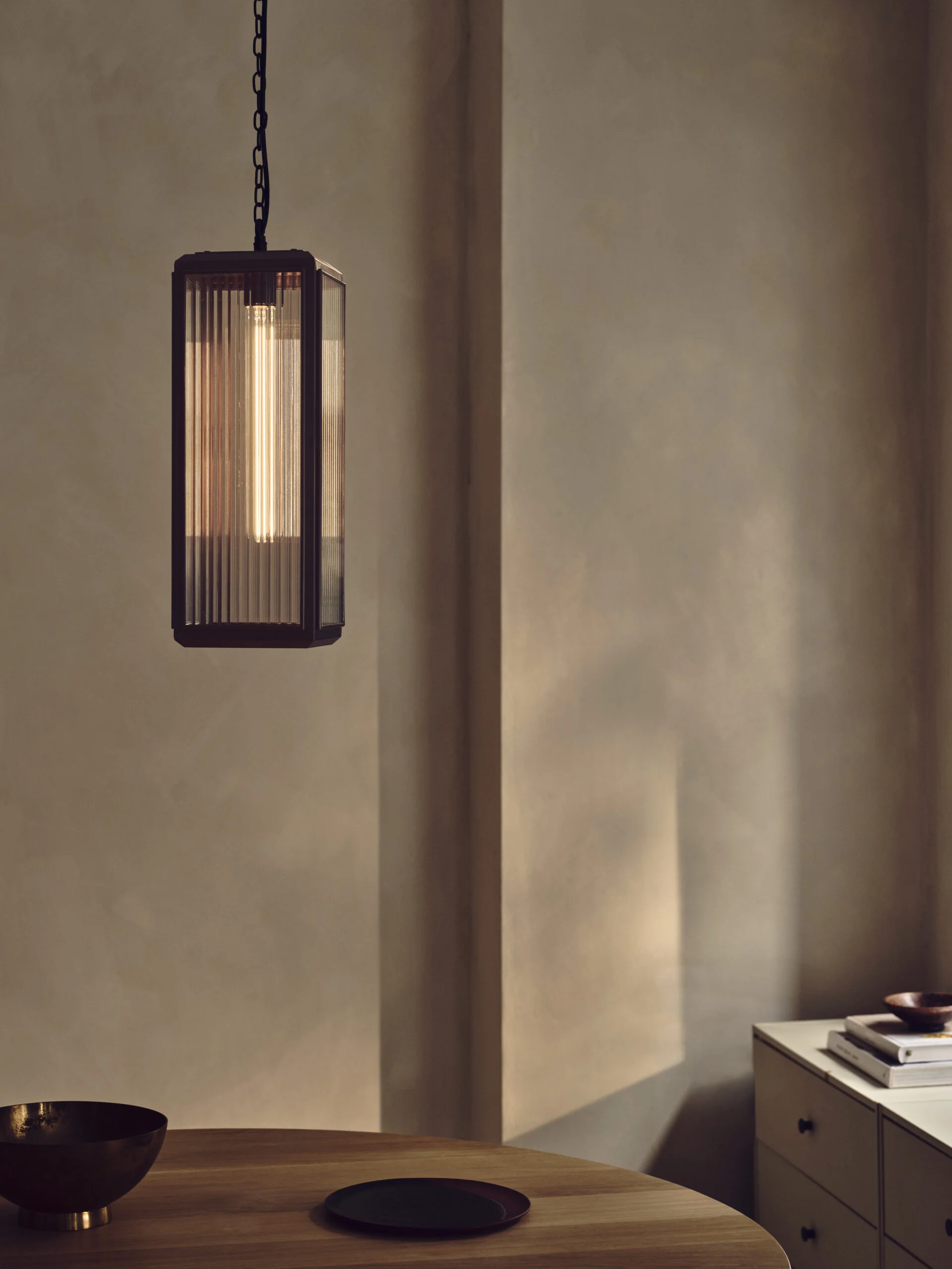 2023.04_Lilac-Pendant-ON-Ben-Anders-x-Laura-Fulmine-scaled
