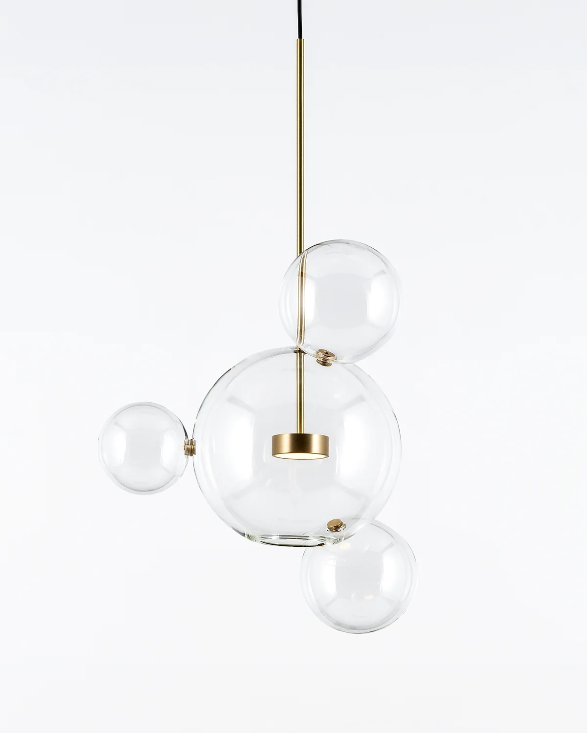 GiopatoCoombes_BollePendant04Bubbles_FedericoVilla-1200x1500-1
