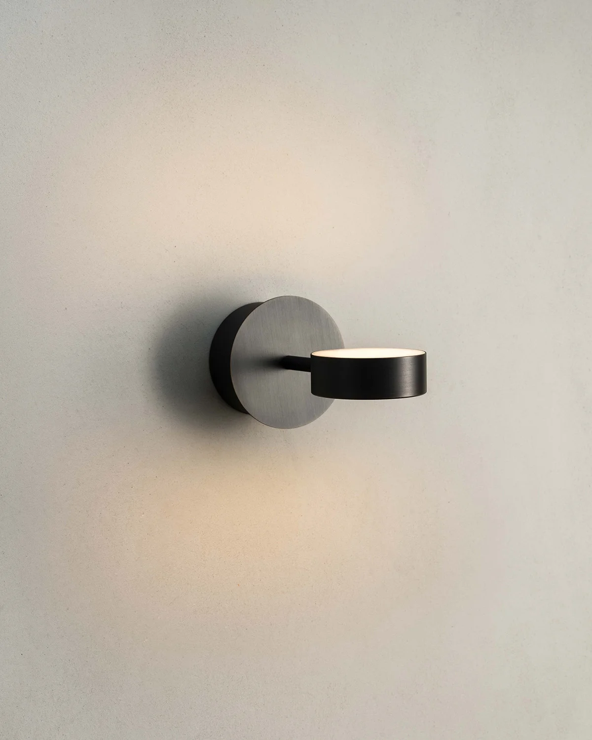 GiopatoCoombes_Softspot_Horizontal_low