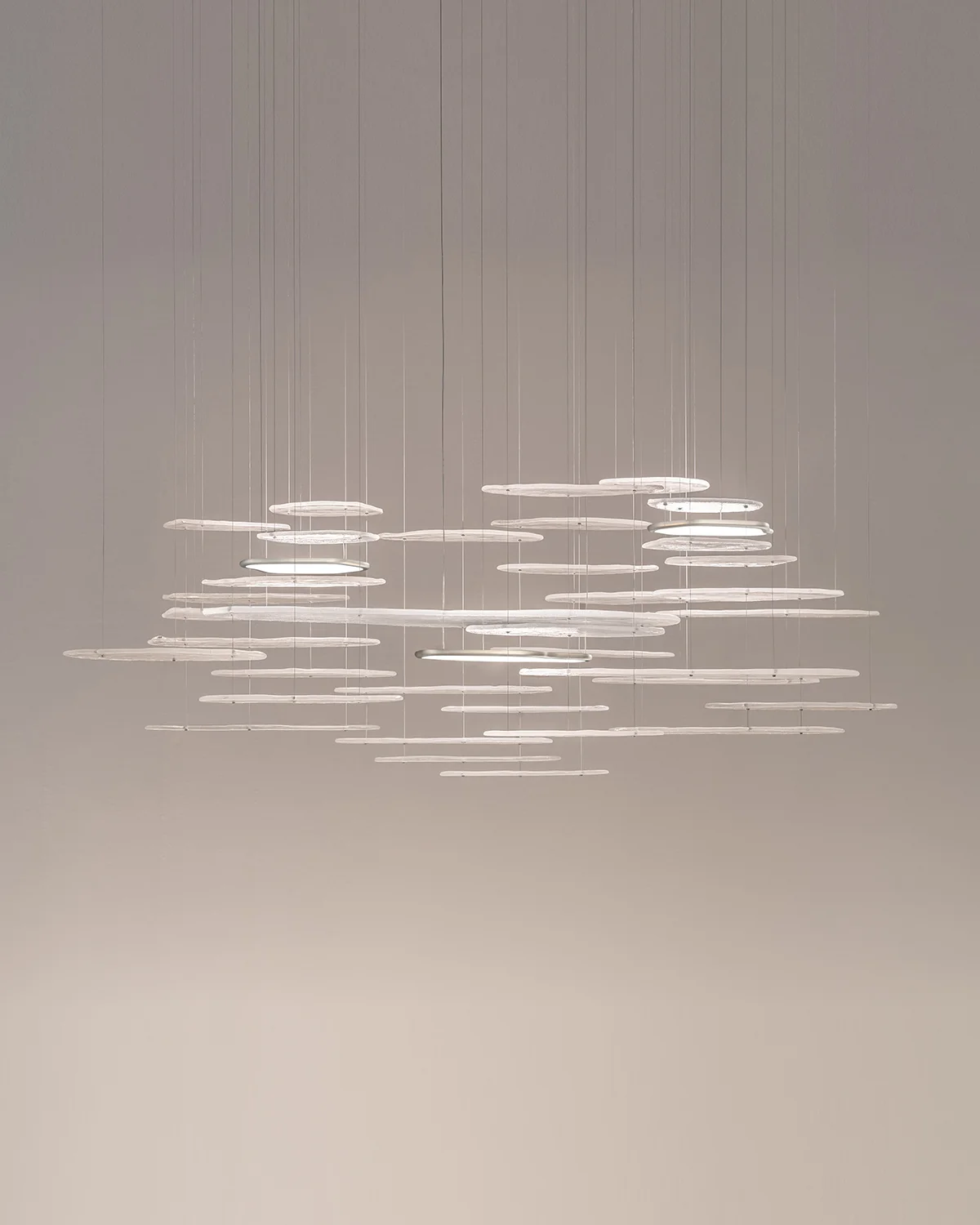 GiopatoCoombes_StillLife_Bruma-Chandelier-125_1