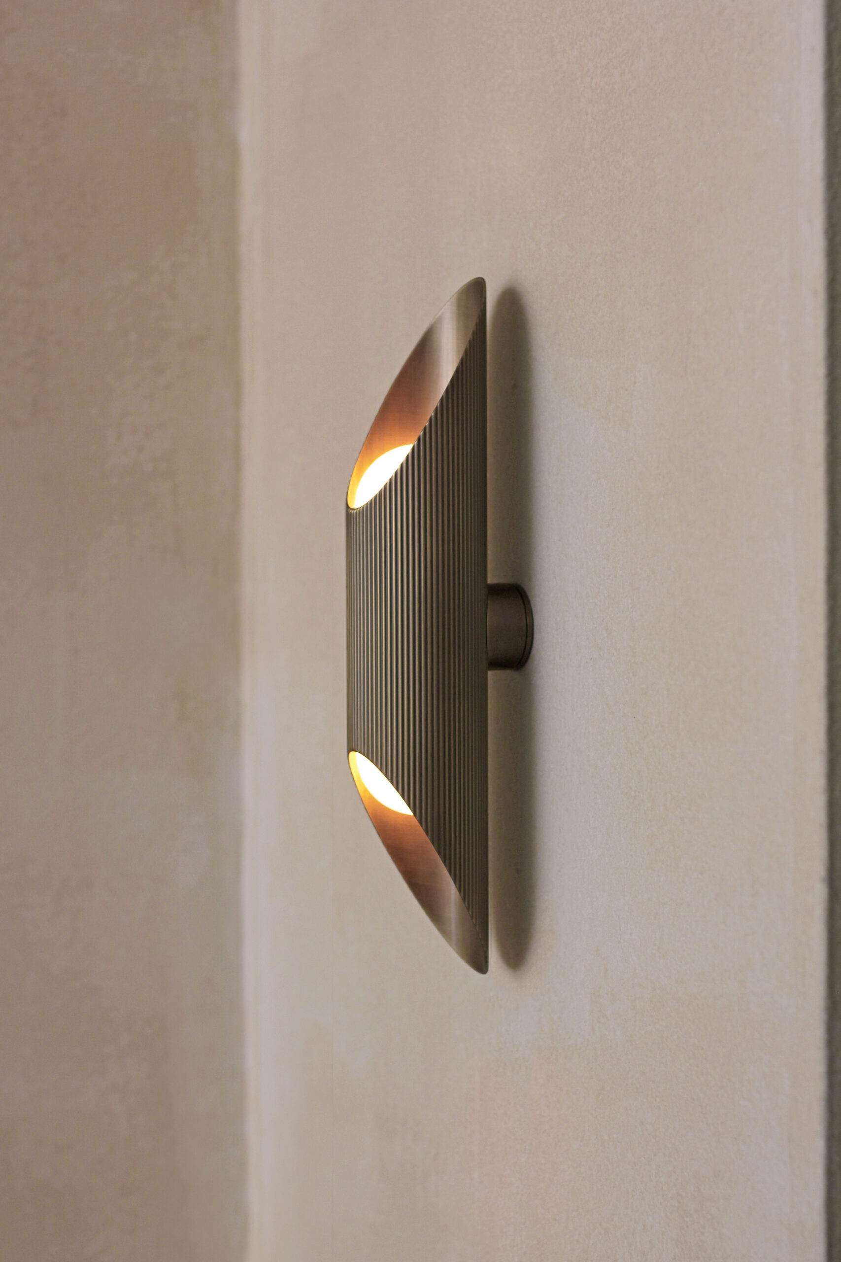 J.ADAMSandCO_VECTOR_Collection-Vector-Wall-Antique-Brass-scaled