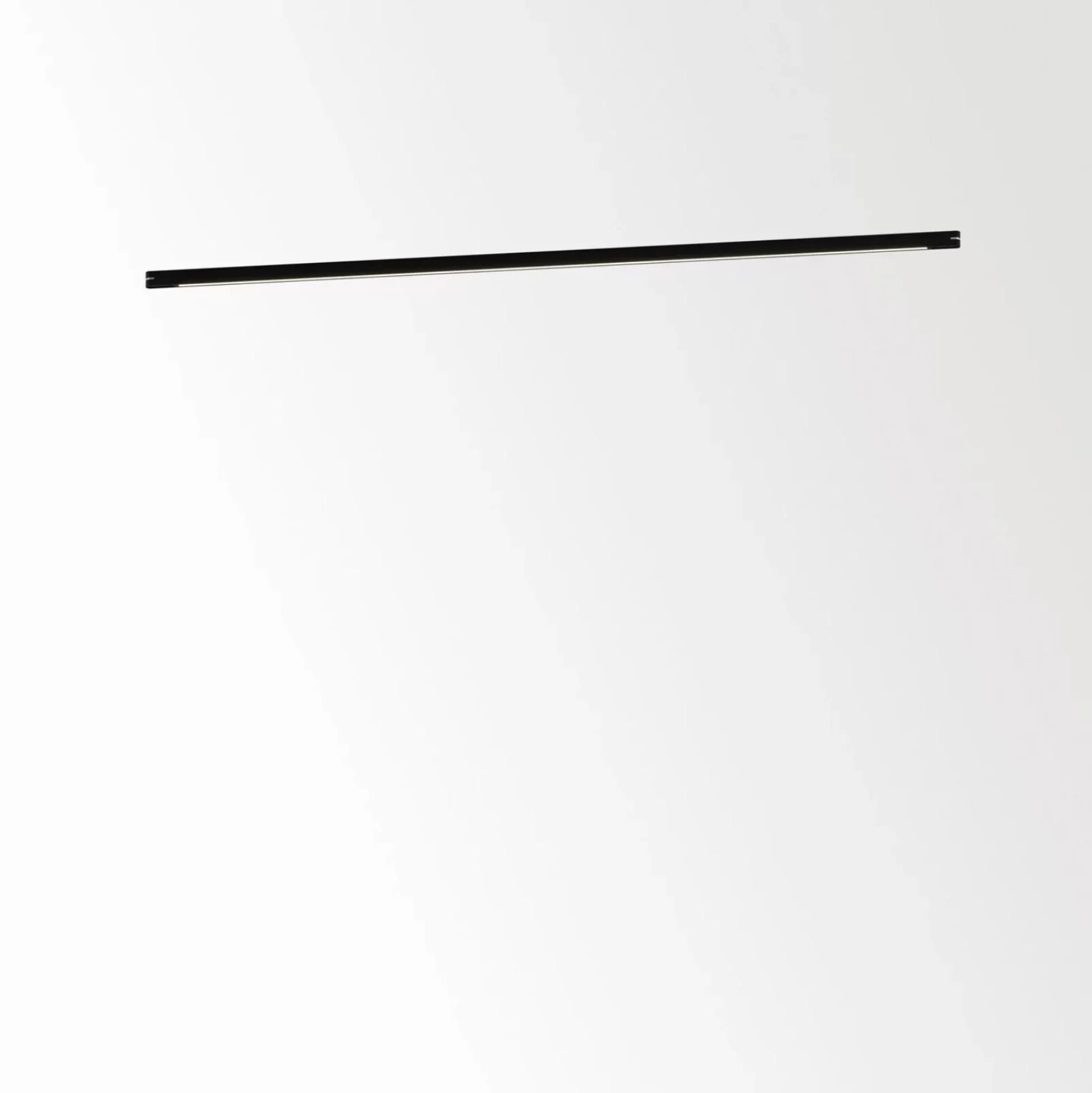 Mikaline_Delta-Light-03