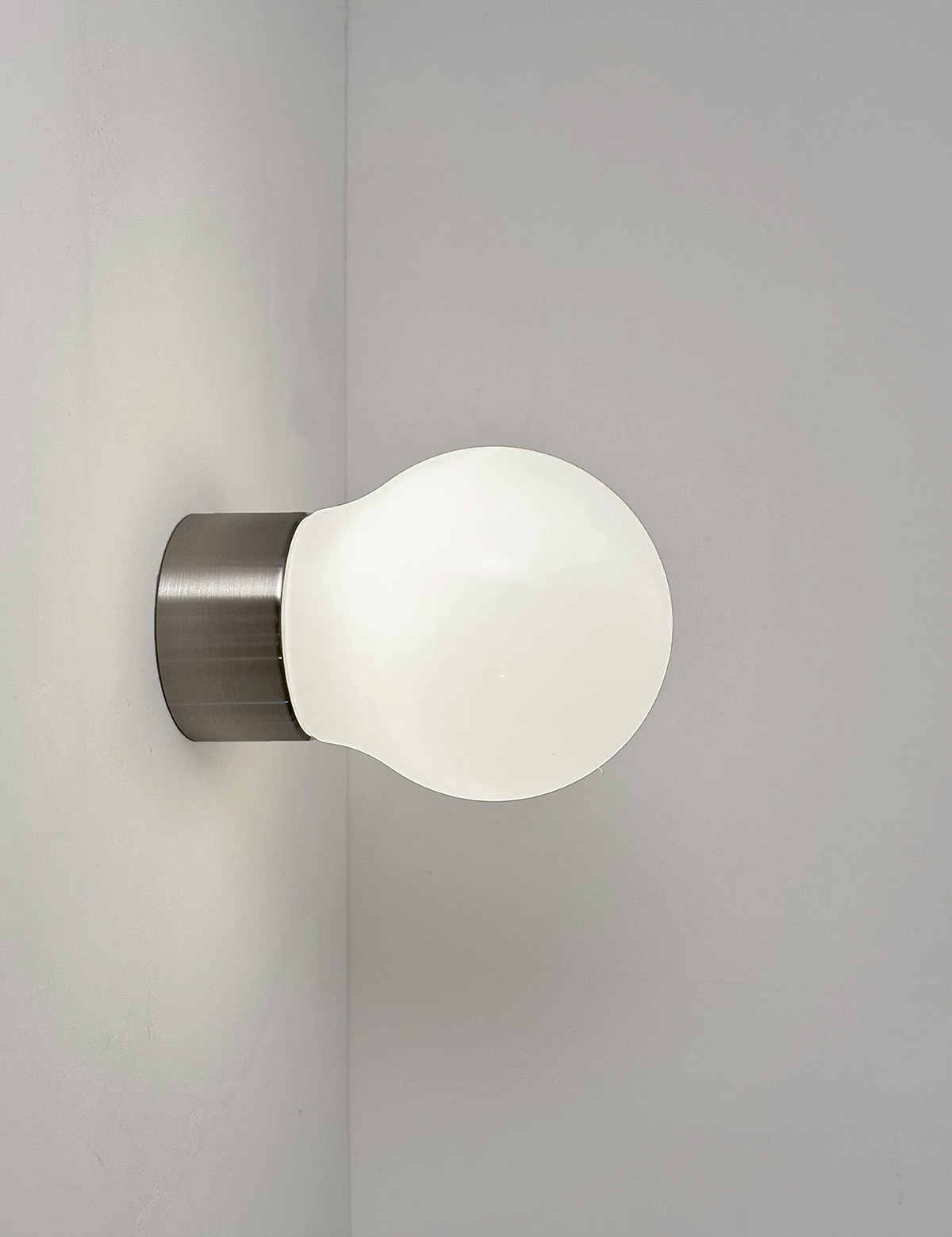 Moller_Rothe_image0024_Faust-katalog