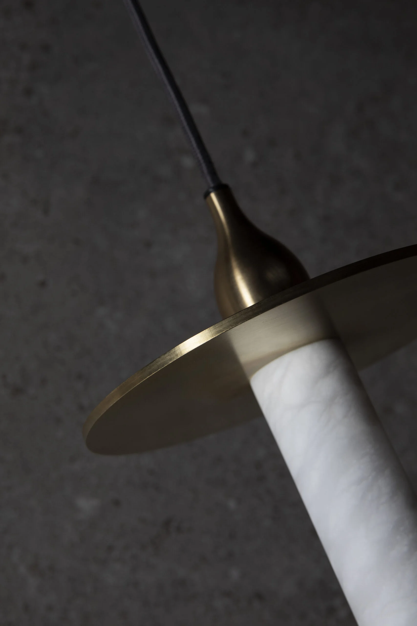 ONEA_Bell-P-Alabast400-Skirt2-scaled