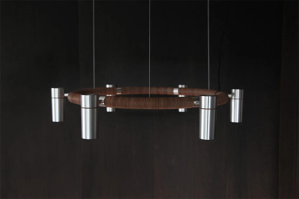 ONEA_Website_X-curve_silver-tanned_leather-1