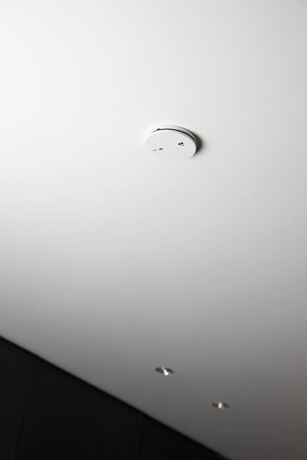 ONE_A_Storm_Smoke_Relay_Lifestyle_hvid1