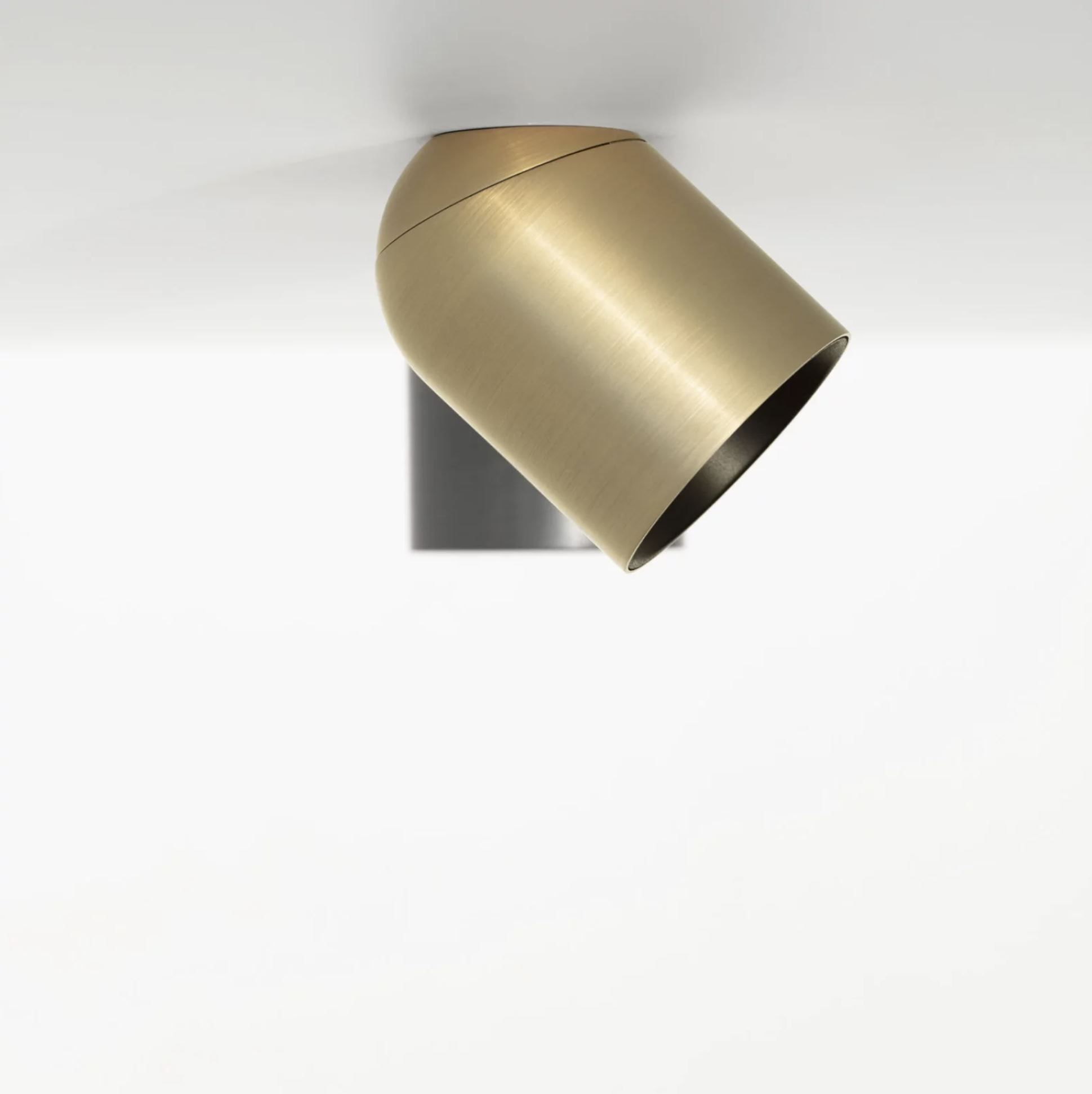 Obin-gold_Delta-Light