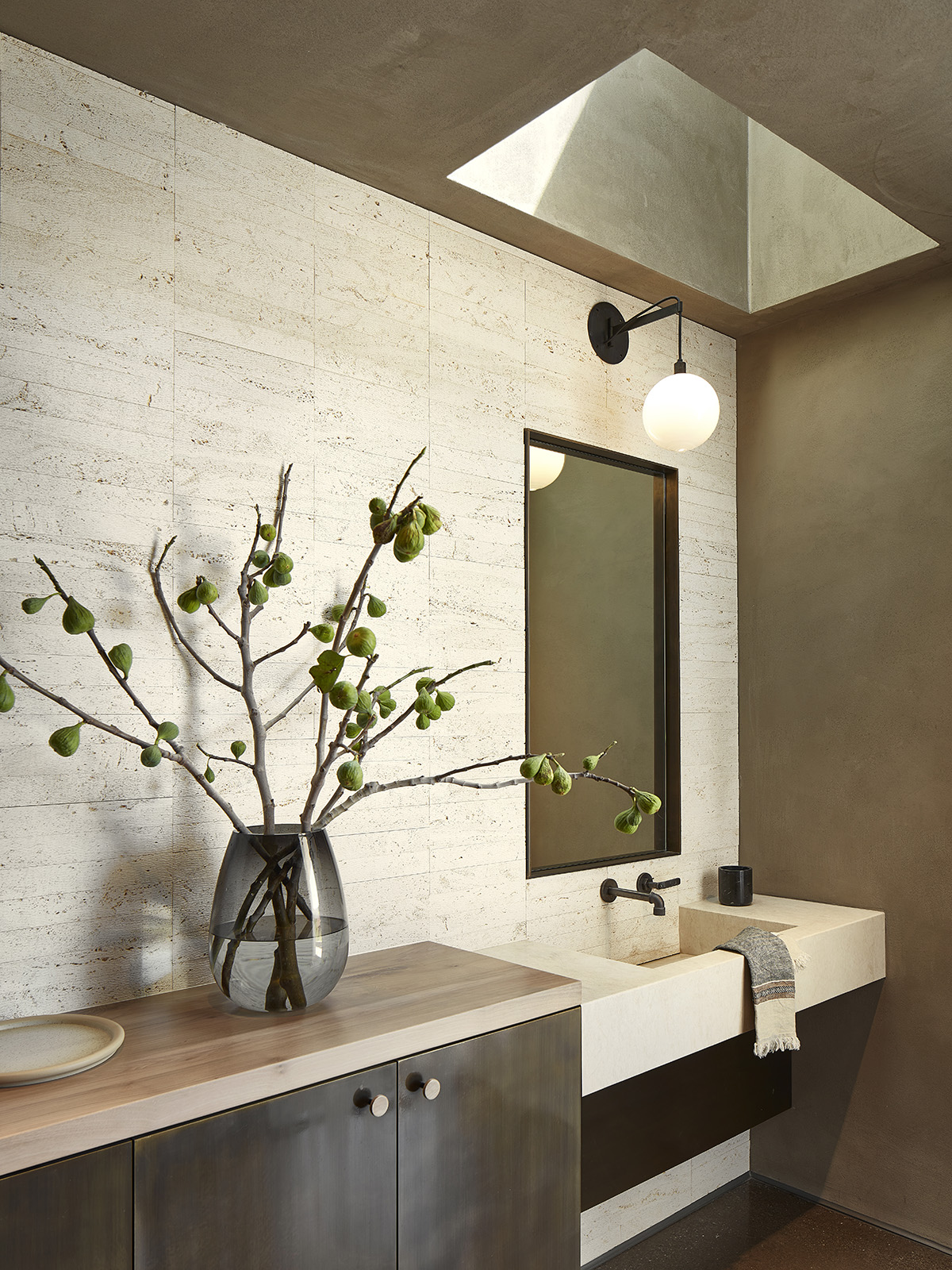 SkLO_Drape_Arm1_ENV_5