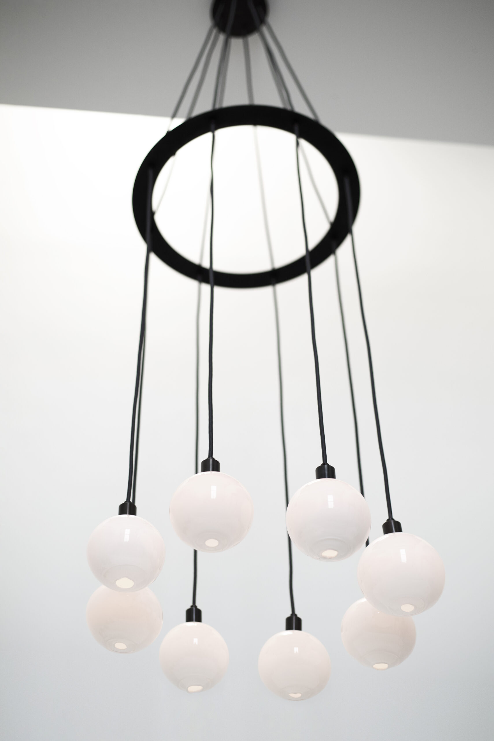 SkLO_Drape_Circle8_LT280WHT_4-scaled