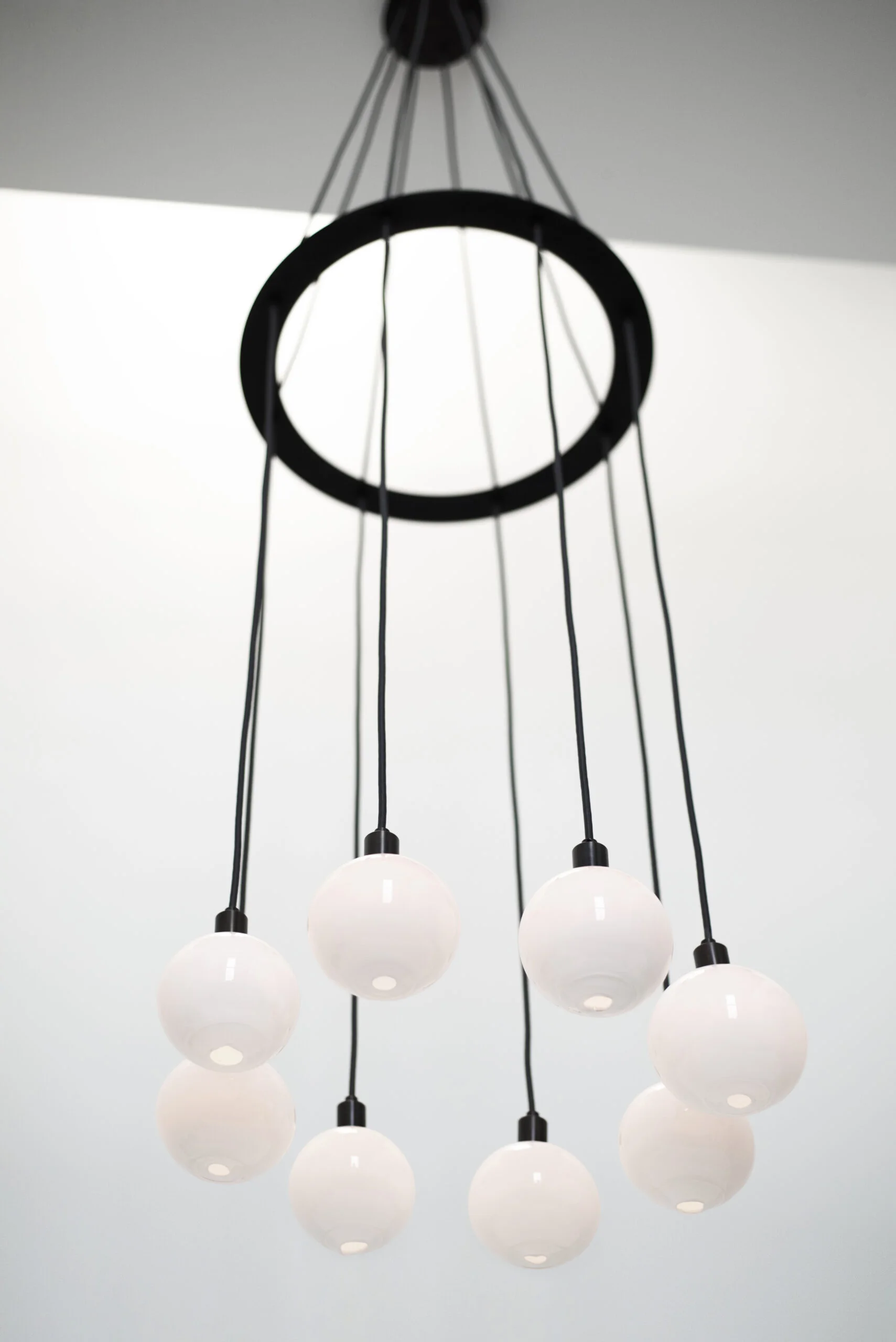 SkLO_Drape_Circle8_LT280WHT_4-scaled