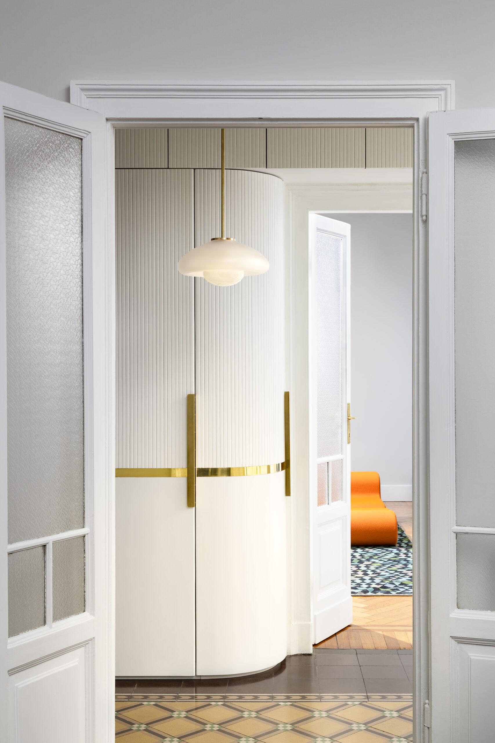 SkLO_Pillow_Pendant_LT235CFWBB_01-scaled