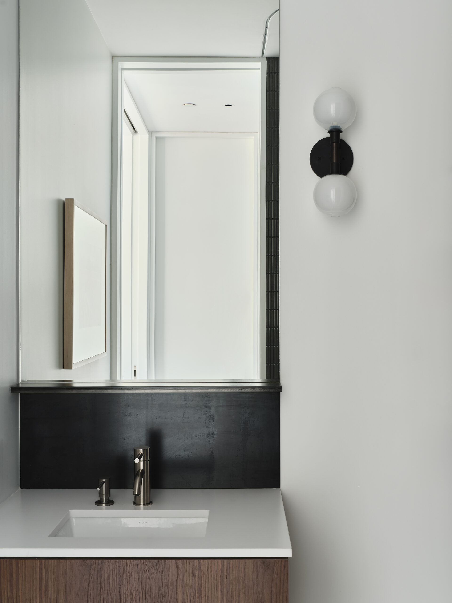 SkLO_Stem_Sconce_Ceiling_2x_ENV_9-scaled