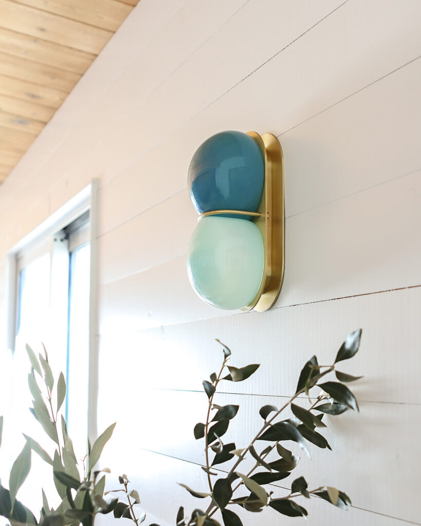 SkLO_Twin2.0_Sconce_Ceiling_LTM08PBLB_3-1