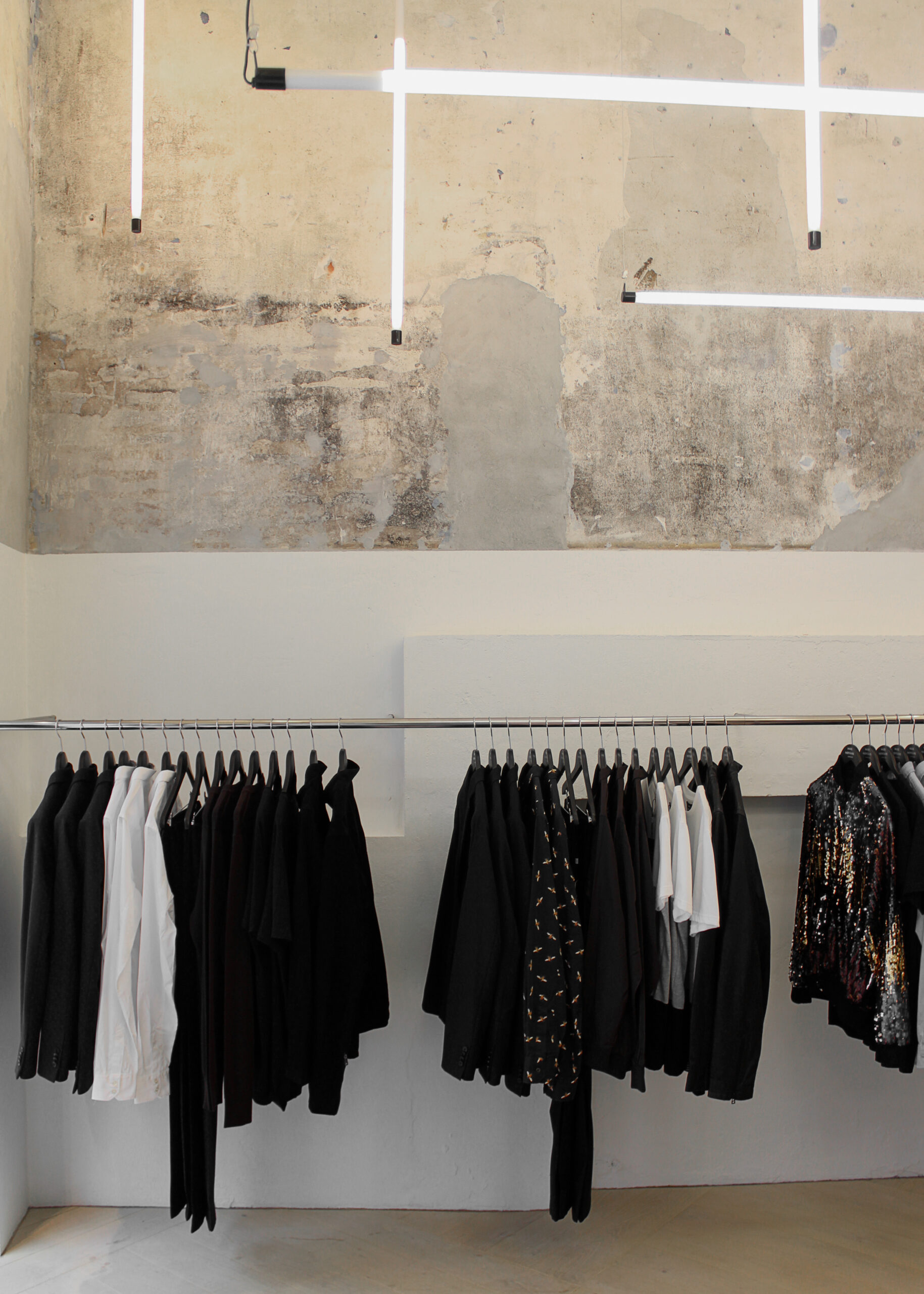 Encapsulite, Mads Nørgaard butik